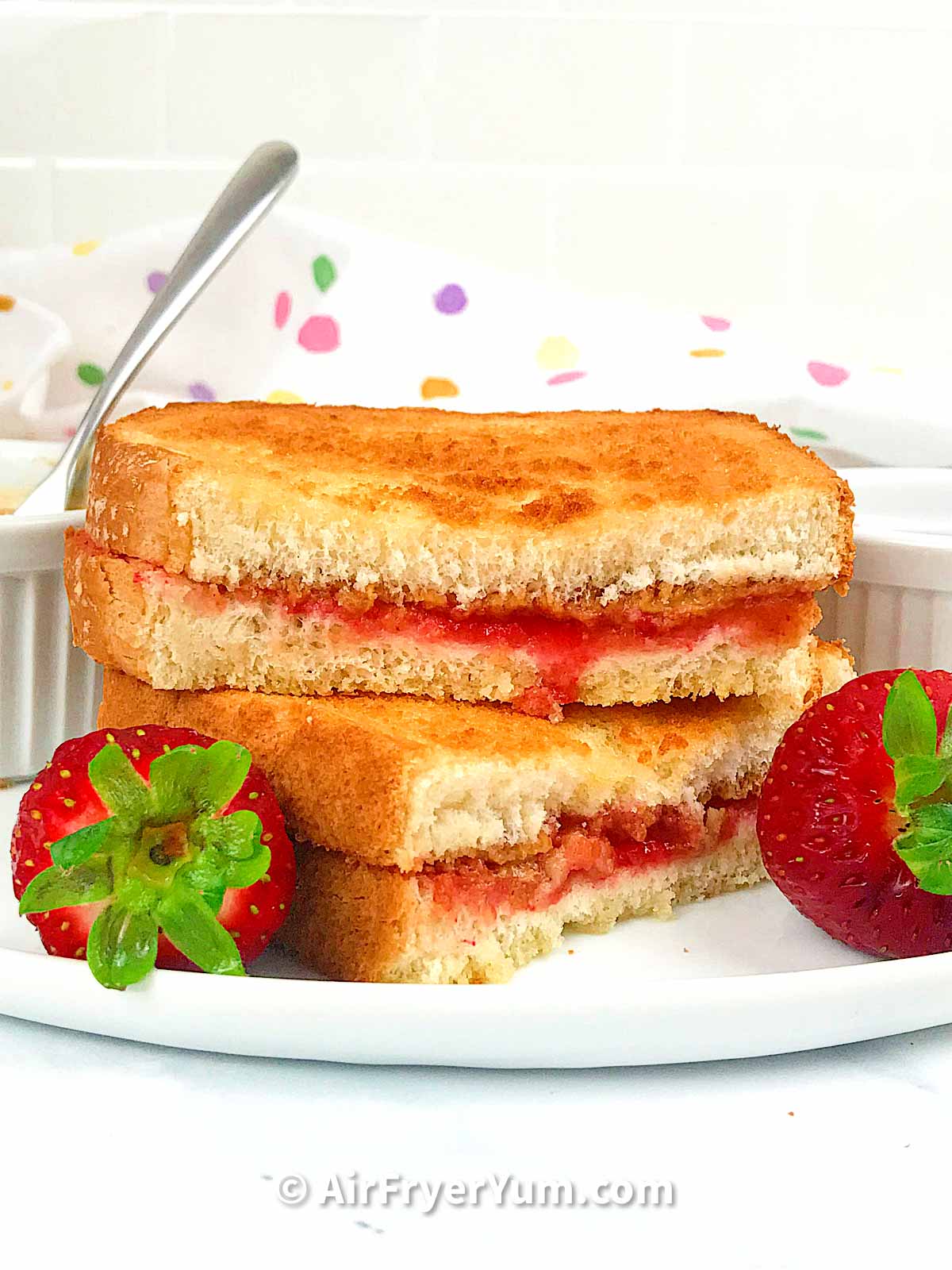 Air Fried Peanut butter and jelly sandwich Air Fryer Yum