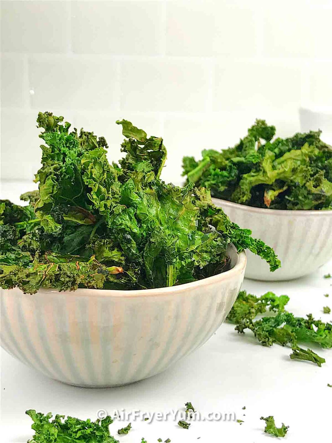Crispy Air fryer Kale chips. Air Fryer Yum