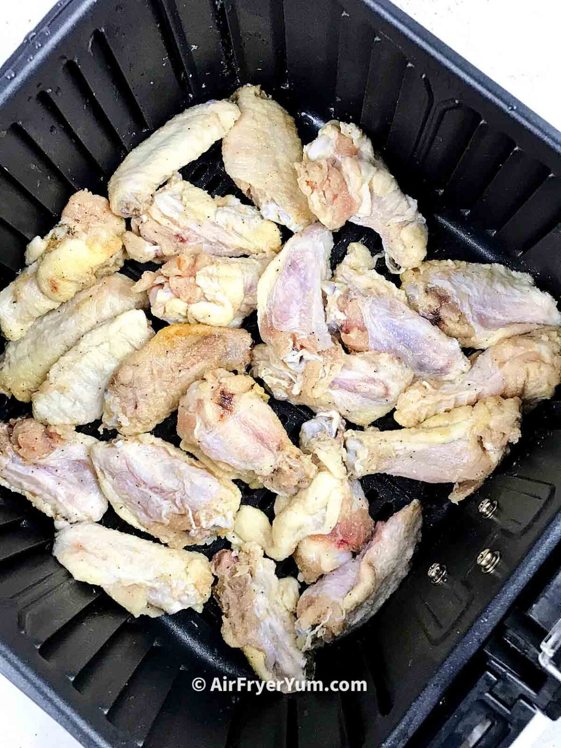 Crispy Honey Sriracha Chicken wings (Air Fryer & Oven) Air Fryer Yum