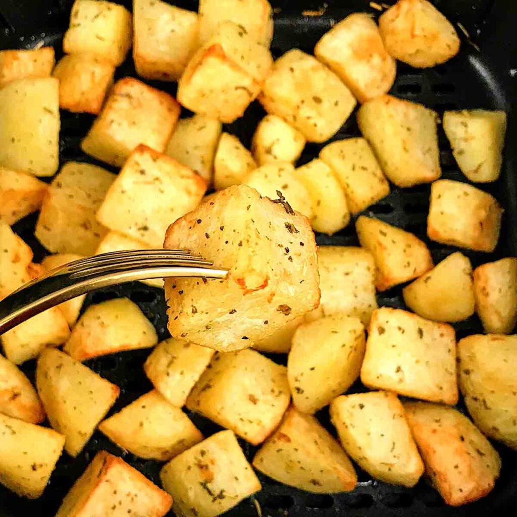 Air fryer Parmentier Potatoes (cubed potatoes) Air Fryer Yum