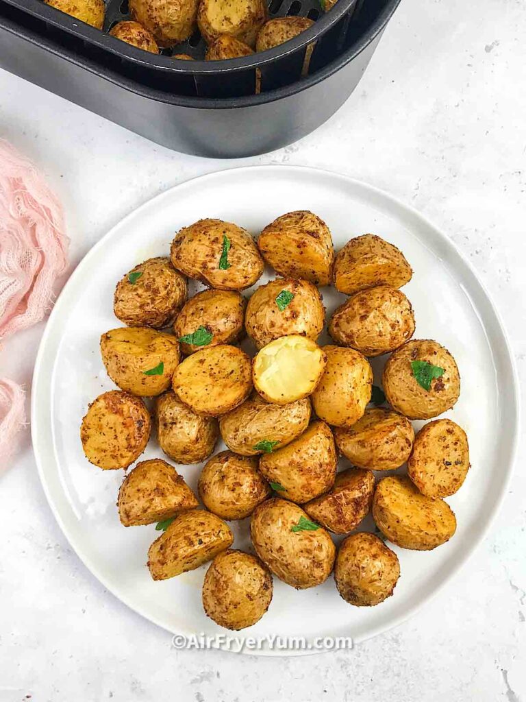 Air Fryer Baby Potatoes - 20 Minutes, Easy to Make