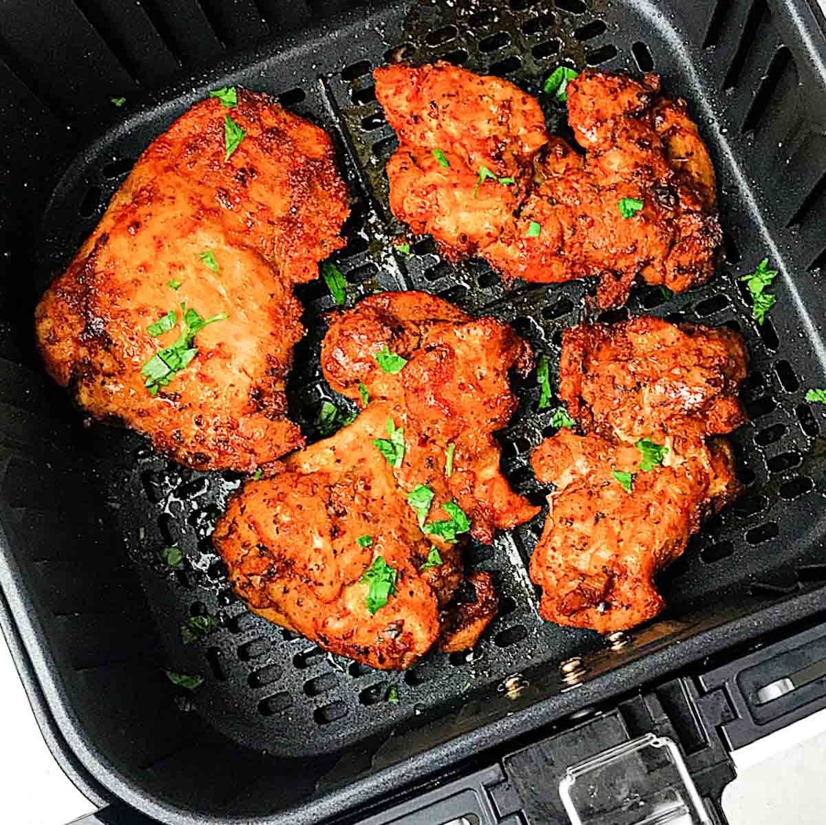 Air fryer boneless chicken thighs recipe-image