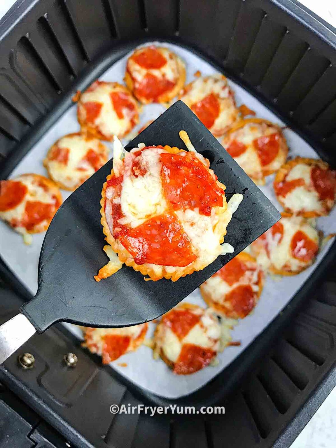 Air fryer Ritz crackers pizza (Pizza Crackers) Air Fryer Yum