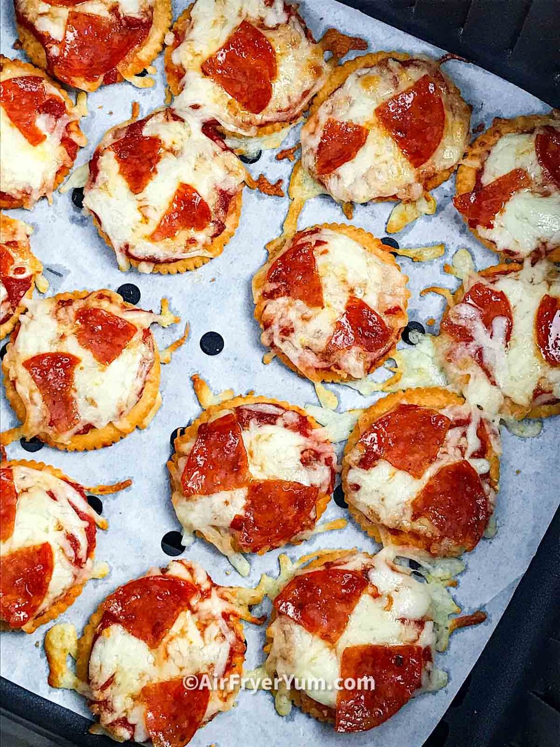 Air fryer Ritz crackers pizza (Pizza Crackers) Air Fryer Yum
